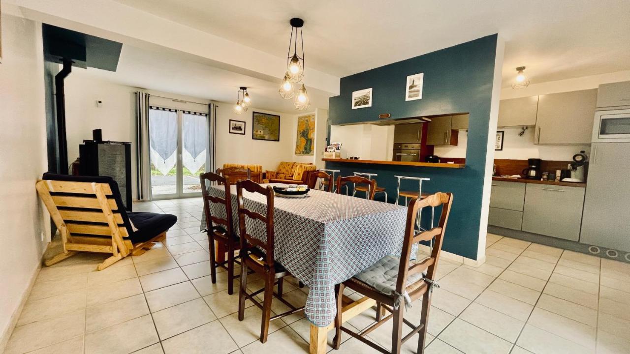 Maison Spacieuse A Deux Pas De La Plage Roscanvel Экстерьер фото